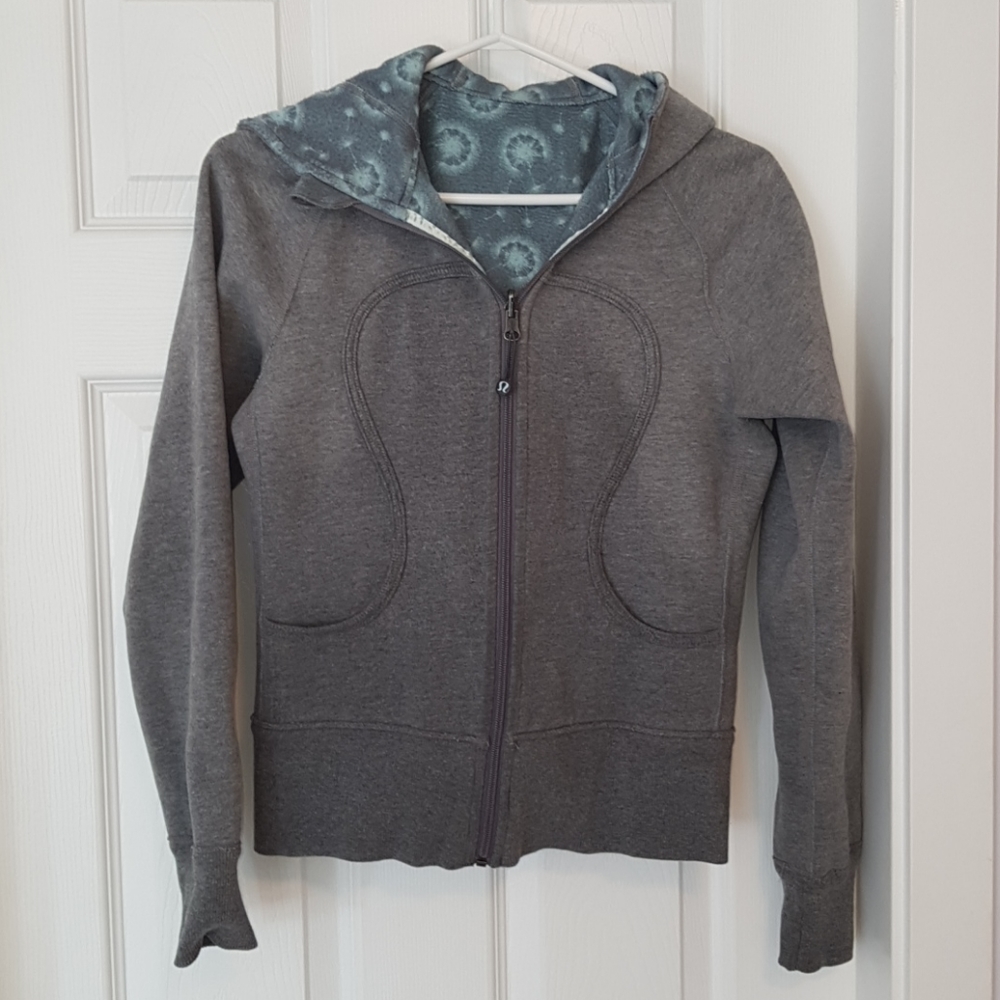 Ladies Lululemon Gray scuba hoodie